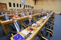 Narodna skupština RS po hitnom postupku o zaštiti prava SPC u Crnoj Gori