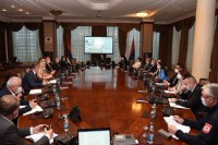 Republički štab za vanredne situacije: Maske u zatvorenim javnim prostorima i dalje na snazi