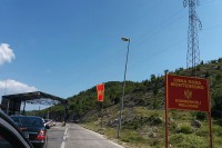 У Црну Гору од данас само са негативним тестом на корону