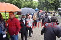 Српски члан Предсједништва БиХ Милорад Додик гласао је данас у Бањалуци за изборе у Србији.
