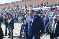 Dodik, Vučić i Kusturica na Paradi pobjede