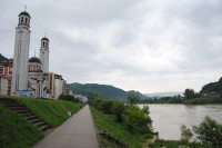 Падавине престале, вода се повлачи, у Зворнику се појавила клизишта