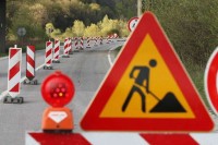 Стање на путевима: Застоји на дионицама на којима се изводе радови