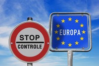 Objavljen spisak 15 zemalja čiji građani mogu putovati u EU, za BiH privremena rampa