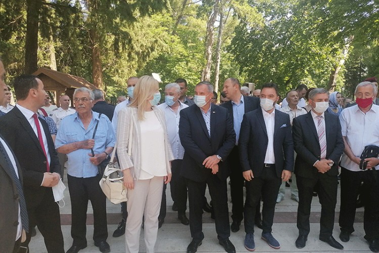 Видовдан - крсна слава Војске Републике Српске и Трећег пјешадијског (Република Српска) пука прослављен је данас широм Српске