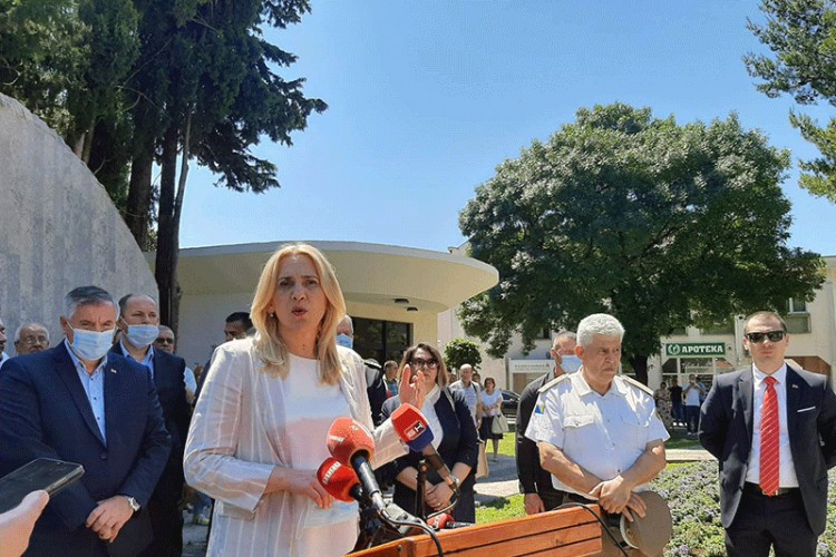Видовдан - крсна слава Војске Републике Српске и Трећег пјешадијског (Република Српска) пука прослављен је данас широм Српске