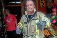 Змија допузала до локала у центру Приједора, уклонили је ватрогасци