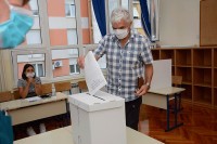 Otvorena birališta u BiH za parlamentarne izbore u Hrvatskoj, na snazi predizborna tišina