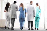 Korona zaustavila medicinare na putu za Njemačku