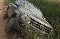 Povrijeđen vozač nakon slijetanja automobila sa puta