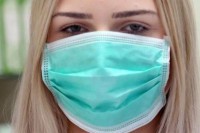 Ljekarka pokazala trik kojim hirurška može da bude jednako efikasna kao i N95 maska