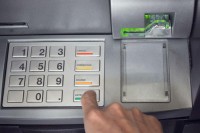Ukrao novčanik i bankovnu karticu sa koje je podigao 800 KM