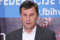 Fadil Novalić smješten u bolnicu