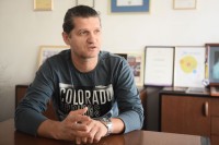 Vid Vukelić za “Glas Srpske” o pozorišnoj adaptaciji djela “Safikada vako je bilo”: Legenda slavi ljubav kao univerzalnu silu