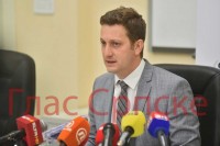 Zeljković: Na tržištu dovoljne količine zaštitnih maski