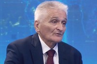 Špirić osudio napade na novinara, apel nadležnim da ispitaju slučaj otpada