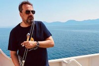 Autor serija "Crveni mesec" i "Jugoslovenka" pretučen na Hvaru