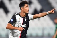 Niko kao on: Ronaldo je sinoć postavio rekord koji će teško ko moći srušiti