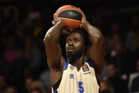 Zvezda i Partizan u “ratu” za bivšeg centra Real Madrida