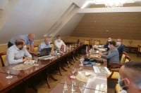 Представници влада Србије и Српске у Требињу разговарају о локацији за аеродром