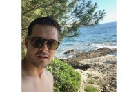 Napali Miloša Bikovića zbog fotografije: “Šta ćeš sa ustašama”
