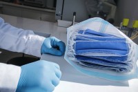 Здравственом систему Српске стиже 11 тона заштитне опреме