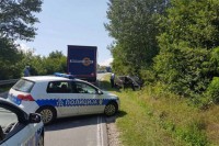 Jedna osoba poginula u sudaru kamiona i mercedesa kod Bijeljine