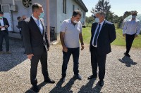 Вишковић: Влада ће и даље помагати узгајивачима свиња, ускоро извоз јунетине у Турску