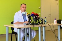 Максимовић: Стигло још девет респиратора