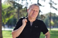 Novo ruho romana “Astragan” Dragana Velikića: Tamno ogledalo u čovjeku