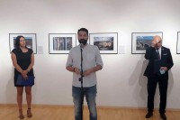 Fotografije Jovana Vidakovića o životu na granici BiH i Crne Gore izložene u Trebinju
