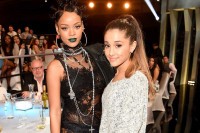 Arijana Grande s trona skinula Rijanu