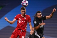 Lion promašivao, Gnabri i Levandovski odveli Bajern u finale