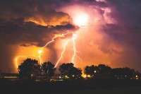 Вријеме у Српској: Упаљен жути метеоаларм због грмљавине