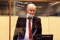 Odbrana traži oslobađanje generala Mladića