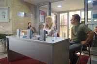 Književnica Radmila Karlaš promovisala knjigu “Lutak”: Kolektivna svijest nevidljivim koncima upravlja stvarnošću