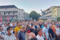 Građani Bihaća poručuju Džaferoviću da podnese ostavku