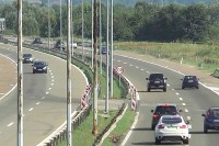 Без проблема у саобраћају, опрез због учесталих одрона