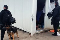 U toku pretres migrantskog centra u Blažuju