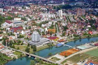 Удружење “Жене у умјетности”: Јесењи хуманитарни базар у Приједору