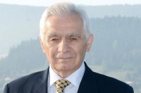 Krajišnik i dalje na respiratoru