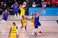 Lejkersi neočekivano lagano razbili Denver u prvom finalu Zapada
