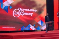 Srpska dominira u sloganima