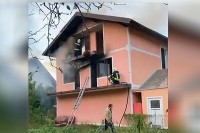 Zapaljene tri kuće u Bihaću, građani sumnjiče migrante