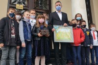 Кључеви града уручени ђацима ОШ ''Иван Горан Ковачић''