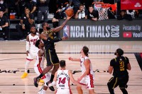 Lejkersi poveli sa 2-0 u finalu NBA lige