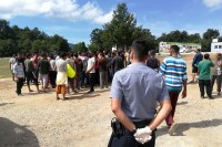 Nemanja Davidović o migrantskoj krizi u USK-u: Zatvaranje svih kampova najbolje rješenje