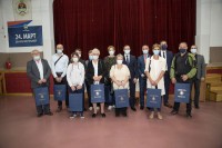 Уручено 39 постхумних одликовања за погинуле борце из Прњавора, Дервенте, Модриче и Вукосавља