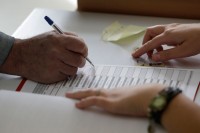 Na potvrđenom centralnom biračkom spisku 3.283.194 birača