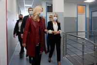 Cvijanovićeva posjetila Dom zdravlja u Kneževu, za čiju obnovu je obezbijeđeno 700.000 KM